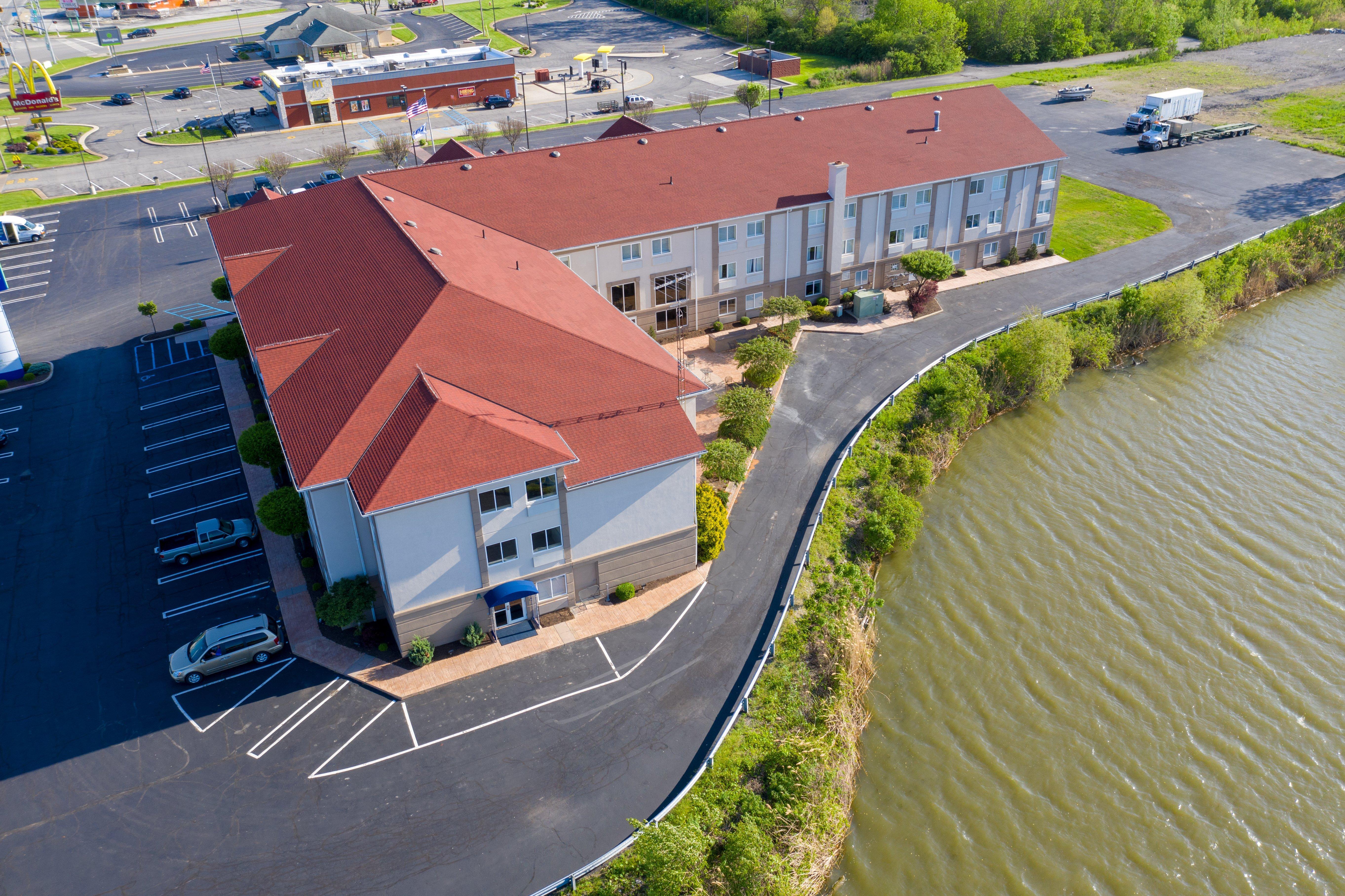 Holiday Inn Express Hotel & Suites Port Clinton-Catawba Island By Ihg Экстерьер фото
