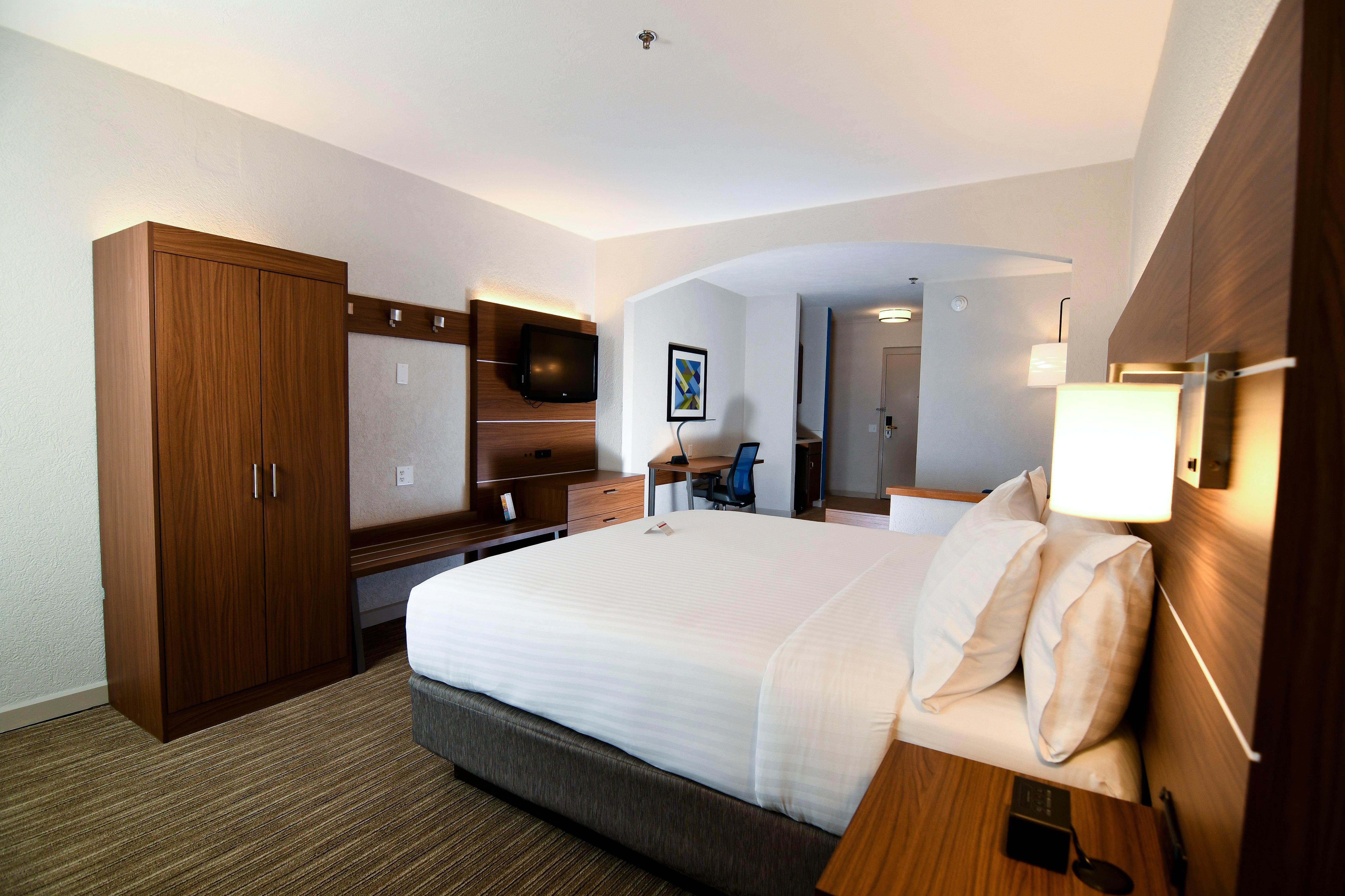Holiday Inn Express Hotel & Suites Port Clinton-Catawba Island By Ihg Экстерьер фото